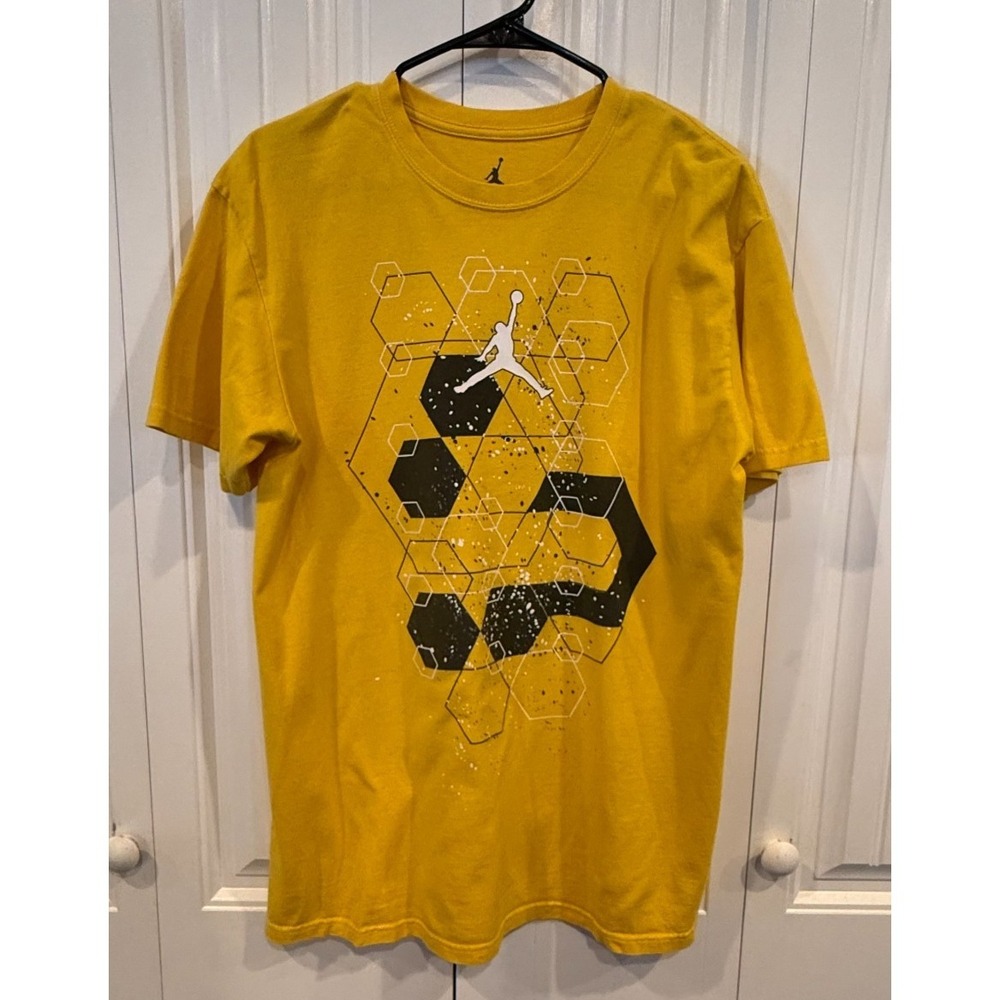 Jordan Yellow Graphic T-Shirt Men's Large Geometric Jumpman Cotton Crew Neck